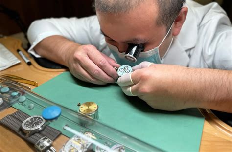 how much does it cost to overhaul a rolex watch|Rolex overhaul service.